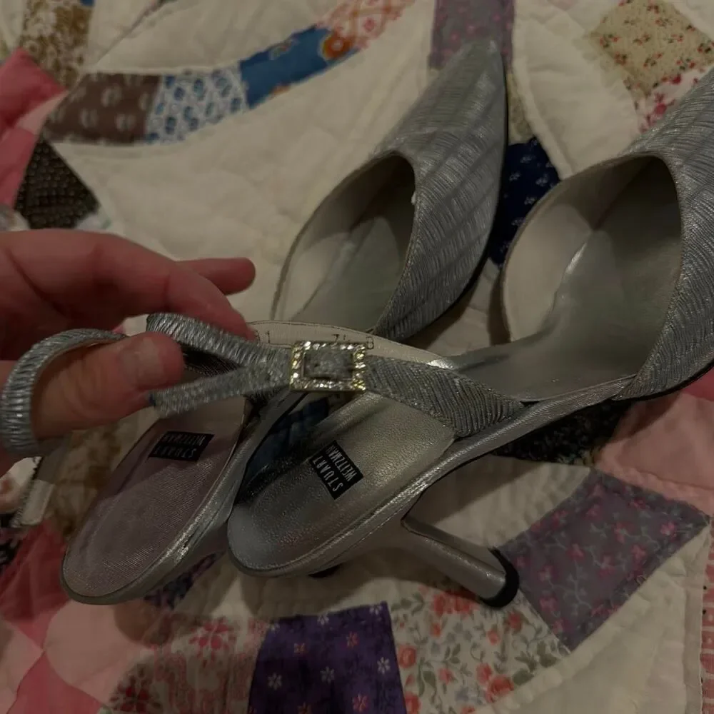 American-vintage Women's Grey and Silver Courts
